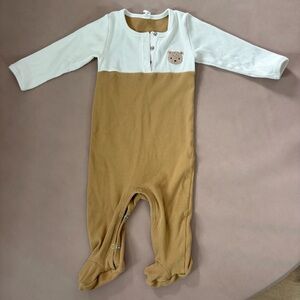Tun Tun Baby Bear Embroidered Footie